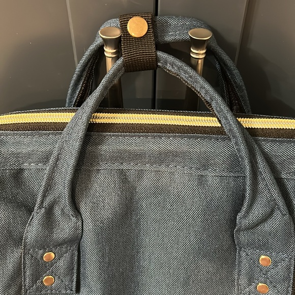 AFBP Breast Pump / Diaper Bag With Cooler NAVY Excellent Condition! - Picture 3 of 9